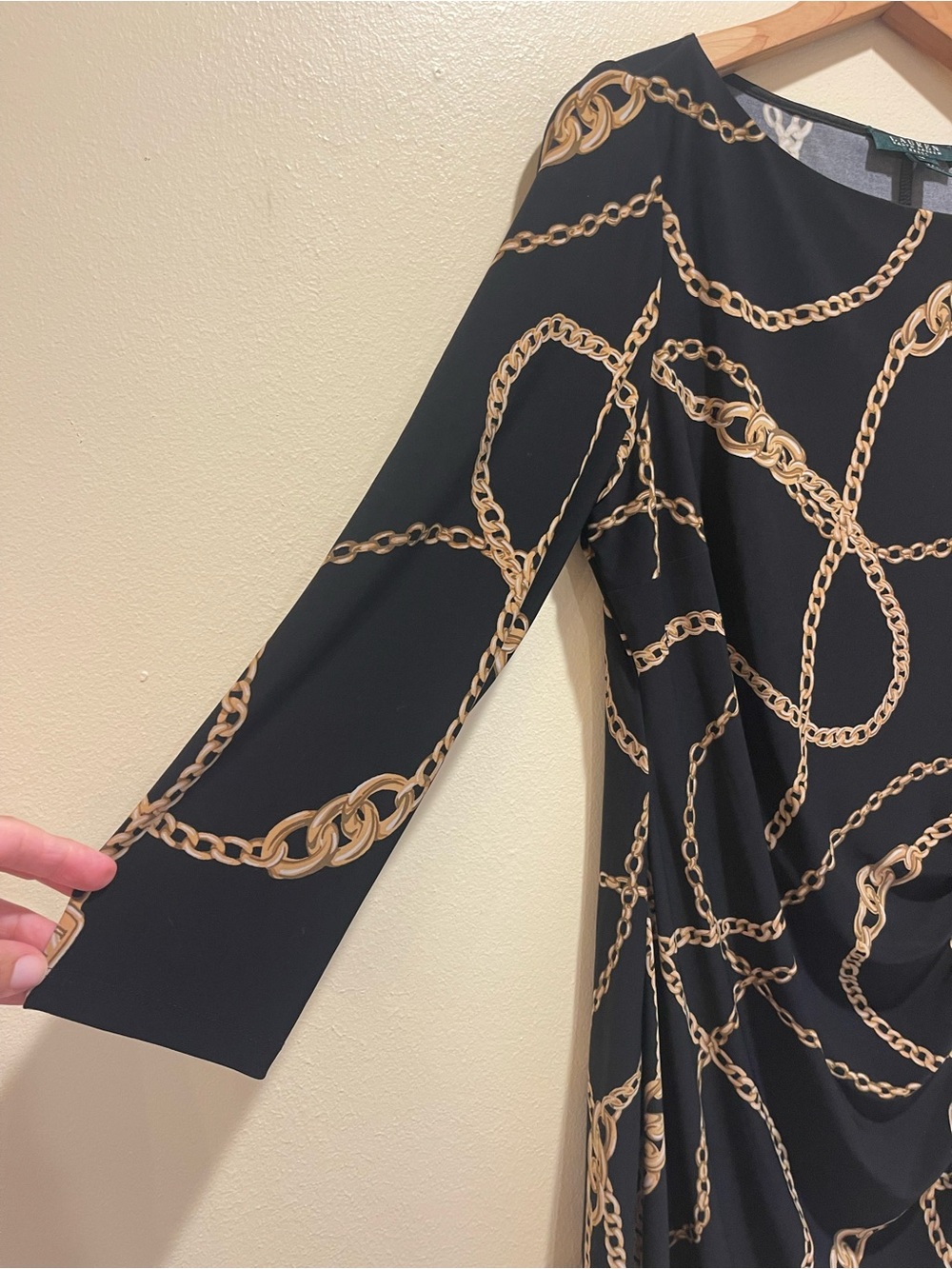 Lauren Ralph Lauren Black Gold Chain Print Faux Wrap Dress 14 Stretchy Ruched - Picture 7 of 16